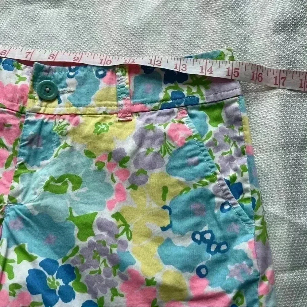 Lilly Pulitzer Buttercup Floral Shorts size‎ 2